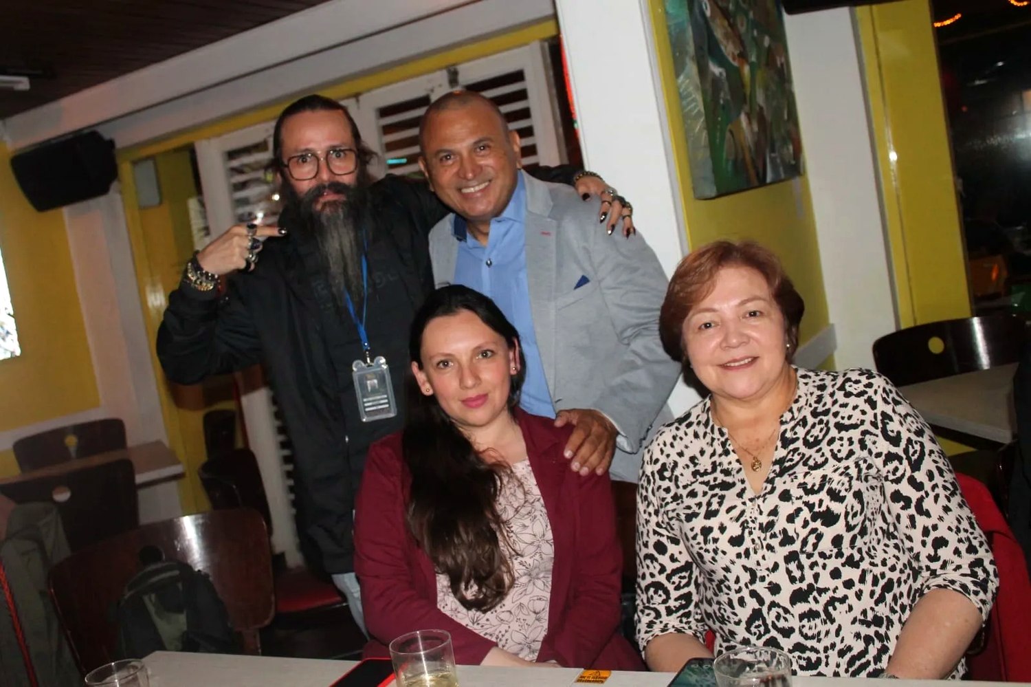 Encuentro de relacionamiento artístico de Producciones Camaleón